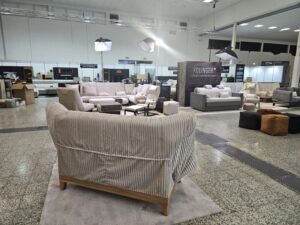 Navštívte náš stánok a objavte rozkladaciu pohovku Kolinger